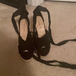 Wedges, good condition, barely worn, in great shape